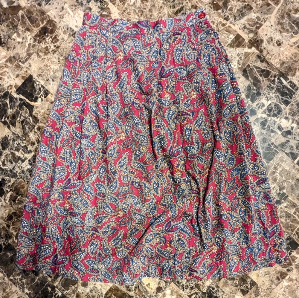5/$25. Vintage Robert James New York skirt